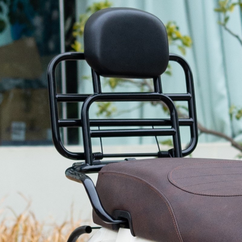 IBX 023 Παρμπρίζ μοτοσικλέτας με πίσω ράφι, συμβατό με σκούτερ και μοτοσικλέτα, κωδικός προϊόντος 01