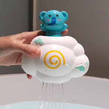 Играчка за баня: дъждовно облаче, малко патенце с яйце за люпене, воден пръскач — пластмасова, за деца 3–6 г