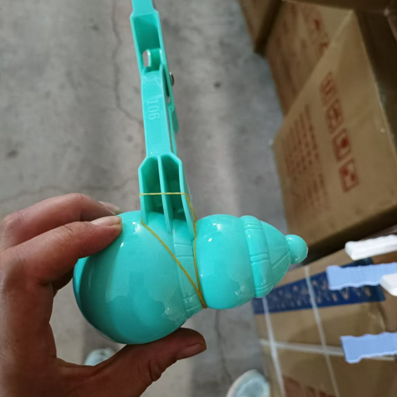 Klip za snježne kuglice – PP plast, igračka za snježne igre, uzrast 7–14 godina