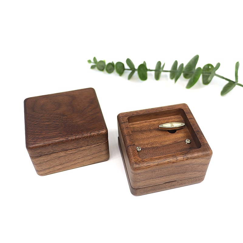 Ξύλινο διακοσμητικό μουσικό κουτί από μαύρη καρυδιά, γλυπτό σχέδιο, δυνατότητα προσαρμογής και εκτύπωσης λογότυπου, απλός μοντέρνος σχεδιασμός