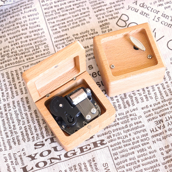 Mechanikus zenélő doboz fa tárolóval, gravírozás és logó nyomtatás, testreszabható