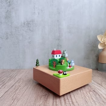 Drvena kutija za glazbu Totoro obitelj, s mikro krajolikom, ukrasni predmet, moderni minimalistički stil