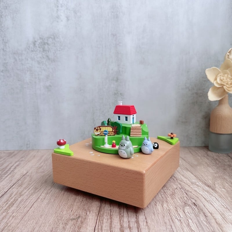 Drvena kutija za glazbu Totoro obitelj, s mikro krajolikom, ukrasni predmet, moderni minimalistički stil
