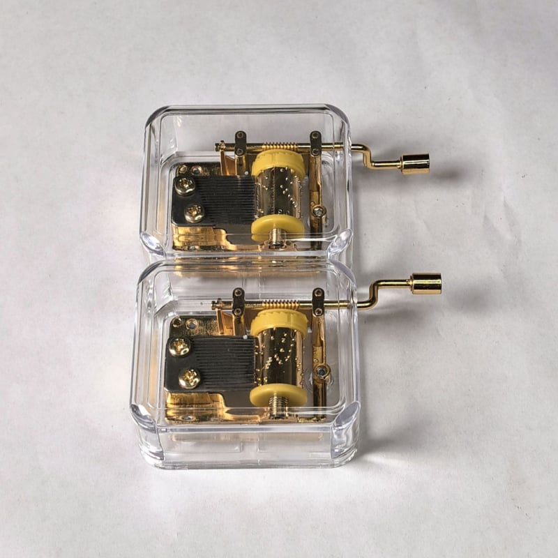 Χειροκίνητο κουτί μουσικής με μηχανισμό καμπάνας; πλαστικό, μοντέρνος απλός σχεδιασμός