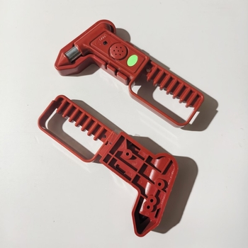 Autó biztonsági kalapács hang- és fényriasztással, többfunkciós ablakfeltörő, ABS anyag, 249 g