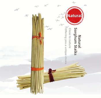 Materiale pentru handmade: țesături din bambus și componente din lemn pentru cutii muzicale.