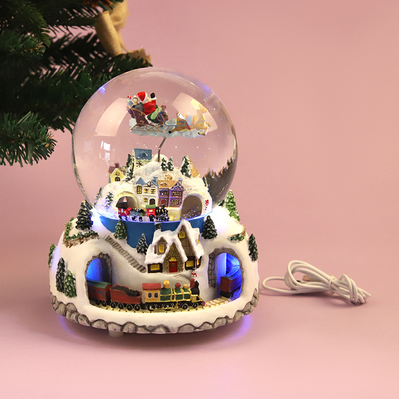 Karácsonyi kristálygömbös zenedoboz hópehely mintával, Mikulás és rénszarvas figurákkal — gyanta, Dream Crystal House, ajándék, modern minimalista stílus