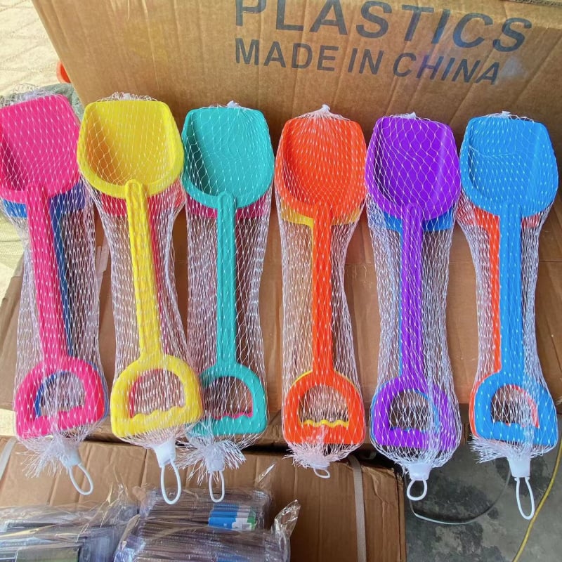 Plastična dječja lopatica za pijesak – dvodijelni set lopatica za pijesak, igračke za plažu, pakiranje mrežastom vrećicom, za dob 7–14 godina