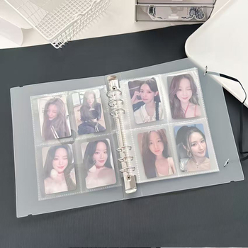 Polaroid fotoalbum, s slobodnim listovima, plastično kućište, kristalni dizajn.