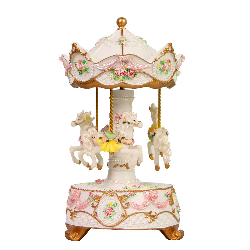 Karusel zenélő doboz, szintetikus gyanta, festett felület, logónyomás elérhető — személyes ajándék