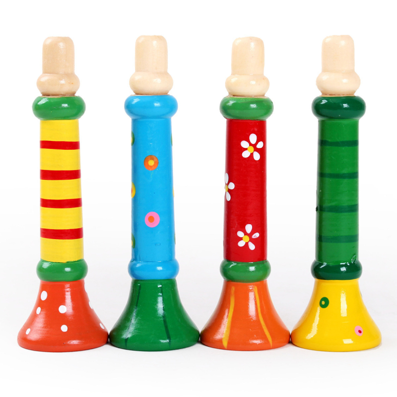 Drevena dječja truba-igračka — obrazovni glazbeni instrument za rani razvoj (Materijal: drvo; Dob: 0–3 godine; Razvoj: emocije, kognicija, motorika, osjetila, sluh)