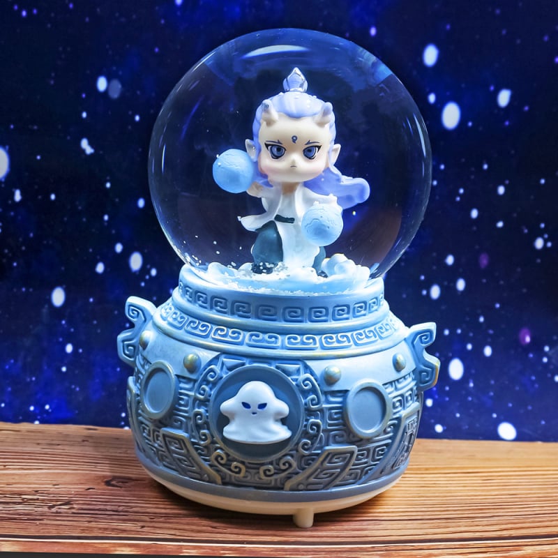 Asztali dekor Kristálygömbbel és zenés dobozzal, játékos fiú dizájn (Anyag: gyanta; Ajándék: személyes; Alkalmak: házavató, bulik; Ünnepek: Gyermeknap, Anyák napja, Apák napja)