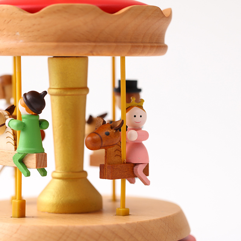 Bükkfa karusszél zenélő doboz, logó testreszabás, polírozott felület, kreatív ajándék dekorációhoz