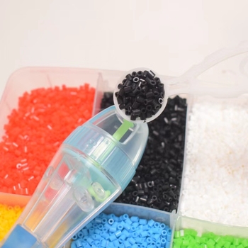 Pero za umjetnost mahuna za plosnu slagalicu - Plastična konstrukcija; Mrežasta vrećica u pakiranju; Pogodno za uzrast 15–35 godina; Nije DIY