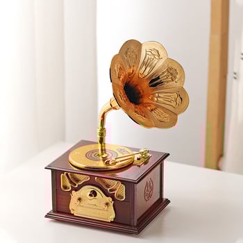 Μουσικό κουτί σε κλασικό στυλ γραμμόφωνου για γραφείο — πλαστικό, χύτευση με έγχυση, διακοσμητικό