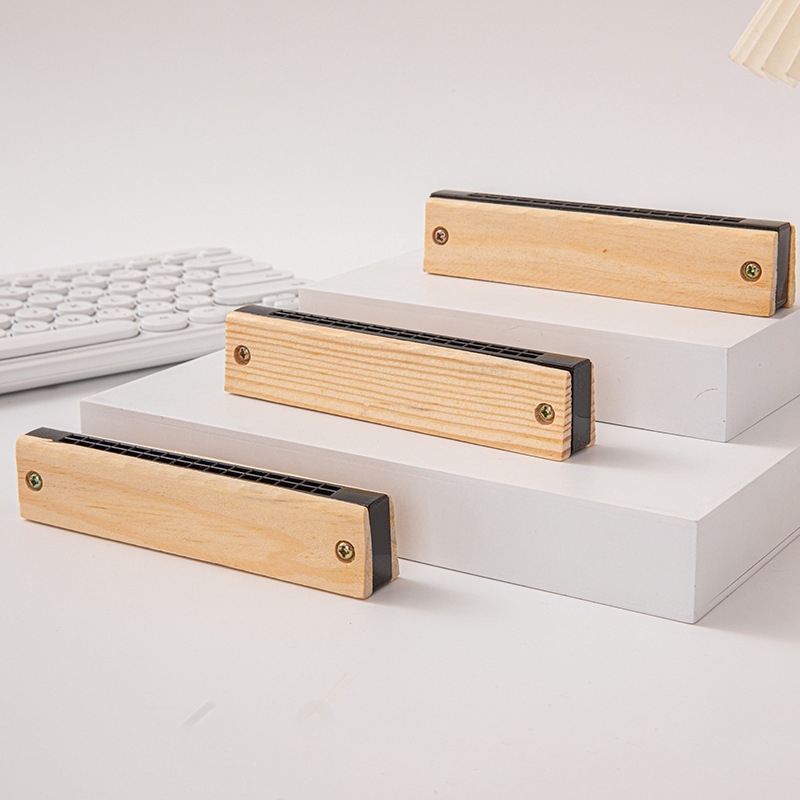 Dječja drvena harmonika za početnike – edukativni glazbeni igrač za uzrast 7–14 godina • Materijal: drvo • 3C kategorija: druge igračke do 14 godina • razvoj: emocije, vid, intelekt, koordinacija ruka-oko