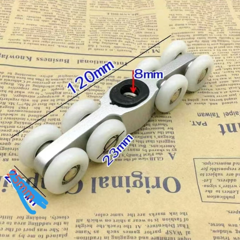 Rola pentru ușa din lemn — oțel inoxidabil 201, grosime perete 4 mm, diametru exterior 26 mm, diametru ax 17 mm, sarcină maximă 120 kg