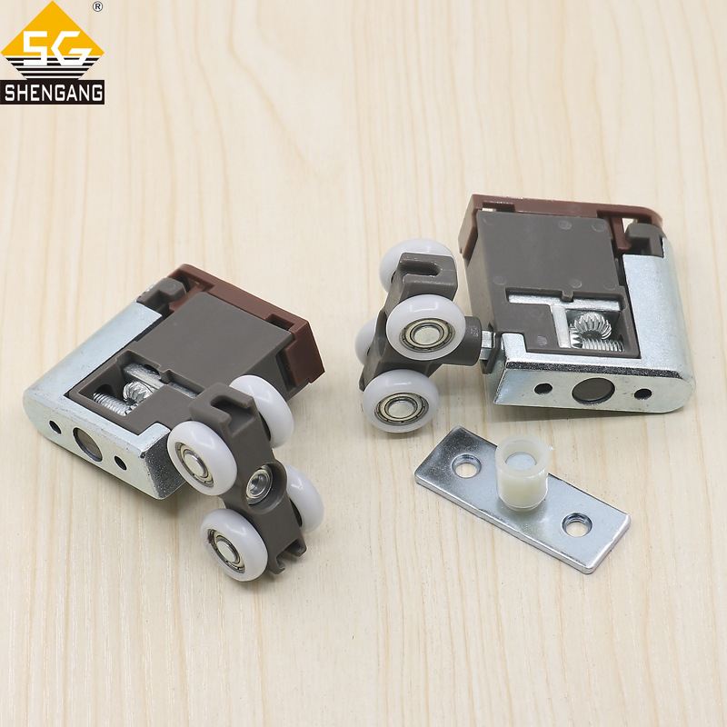 Csúszóajtó hardver, függő görgő csúszóajtókhoz, görgő átmérője 18 mm, vastagsága 6 mm, teherbírás legfeljebb 40 kg, anyag: nylon/műanyag/fém