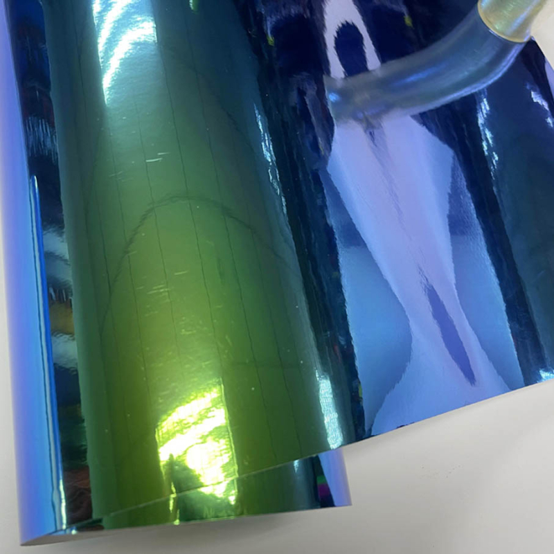 Ichiyu autó színváltó fólia – szivárvány minta, PVC anyag, ragasztóval történő telepítés, testreszabott feldolgozás, a jármű teljes külső felületére