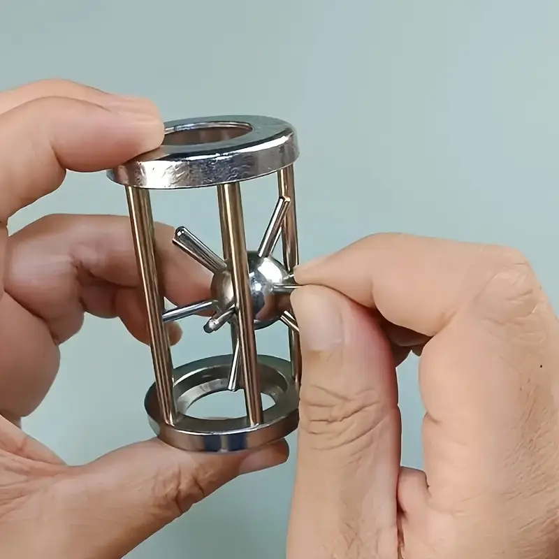 Metalna puzzle-kavez s bodljikavom kuglom, Luban lock i horseshoe lock (Od 14 godina)