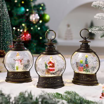 Plastična božićna dekoracija s glazbenom kutijom, rotirajućom kristalnom kuglom, figuricom starca – pastoralni i crtani stil