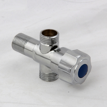 Háromutas réz szögletes szelep, 1 bemenet/2 kimenet, falba épített telepítés, működési nyomás 0,8–1,2 MPa