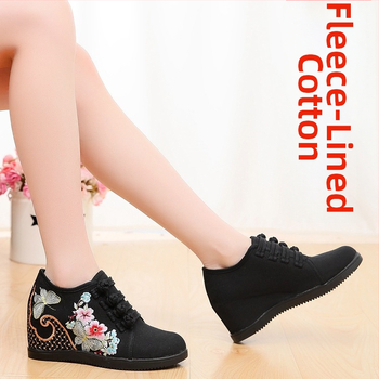 Pantofi din pânză țesută manual, model floral, închidere cu cataramă, toc înclinat 6–8 cm