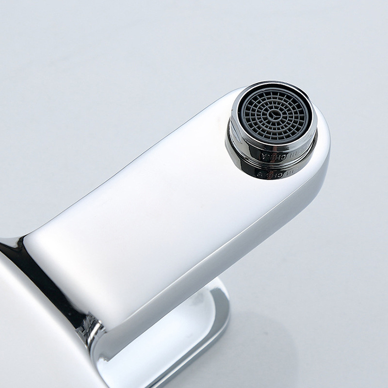 Robinet de amestec pentru baie și duș, aliaj de zinc, disc ceramic pentru valve, construcție triplă, finisaj cromat electrolitic