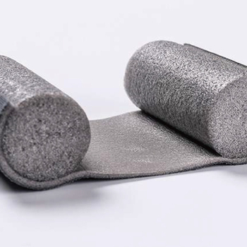 Bandă de etanșare pentru uși – rezistentă la uzură, la vânt, protecție împotriva prafului și insectelor, rezistență mare la compresie.