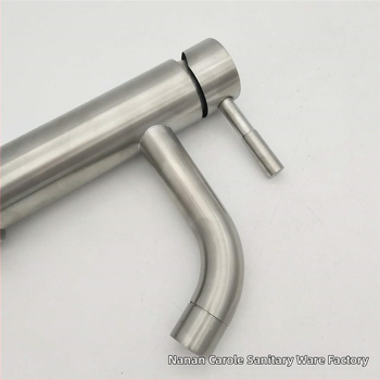 Robinet din oțel inoxidabil pentru chiuvetă, montaj pe blat cu o singură gaură, amestecător ceramic, model KLE-05051