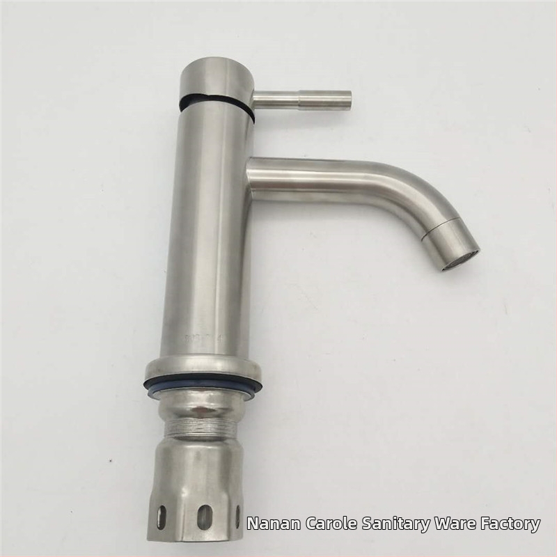 Robinet din oțel inoxidabil pentru chiuvetă, montaj pe blat cu o singură gaură, amestecător ceramic, model KLE-05051