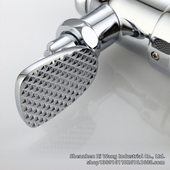 Valvă de spălare pentru toaletă cu senzor infraroșu, pedal dublu, automată, din cupru, model 7L20