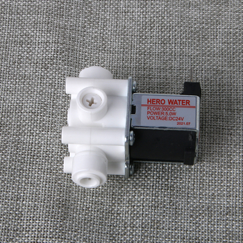 Ventil pentru sistem RO de purificare a apei, corp din cupru, materiale ignifuge și de calitate alimentară, cu întrerupător de spălare