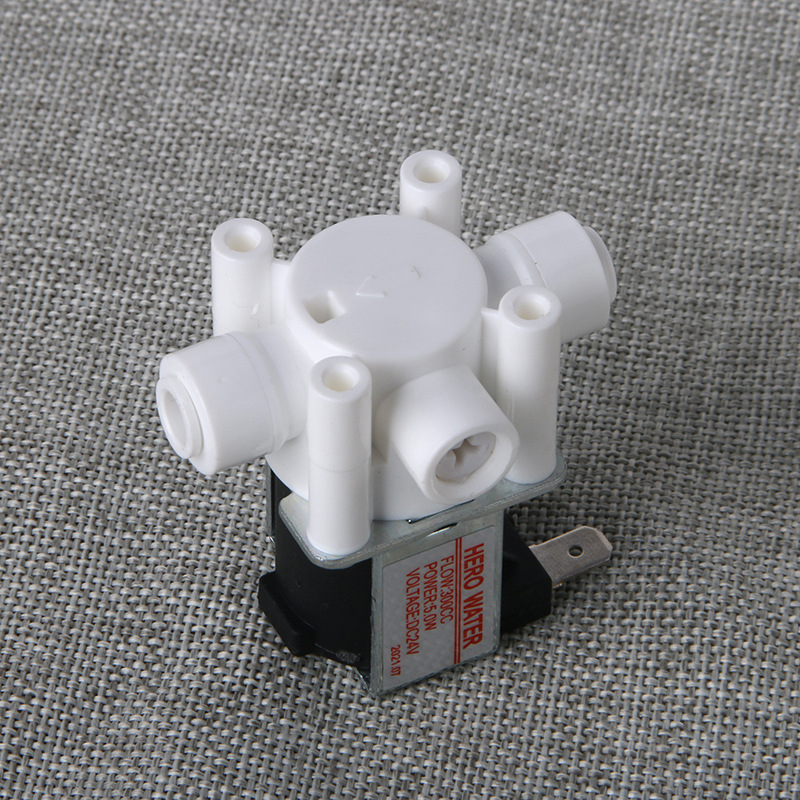 Ventil pentru sistem RO de purificare a apei, corp din cupru, materiale ignifuge și de calitate alimentară, cu întrerupător de spălare