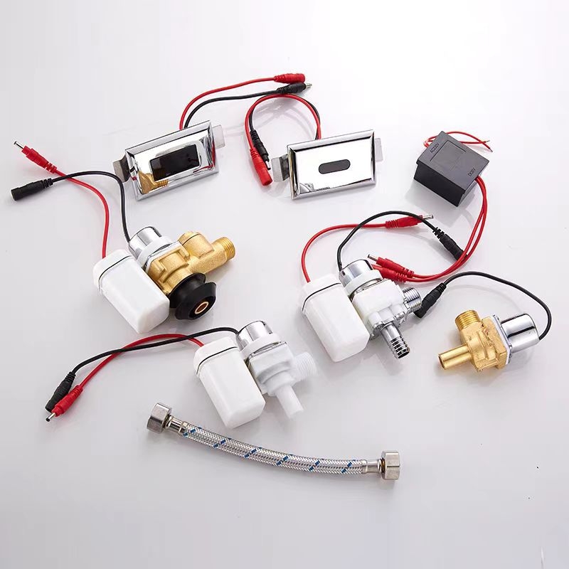 Urinal ceramic integrat cu senzor de spălare, alimentare cu baterie, model Xm-2204, spălare 3–6 s, material: oțel + ABS