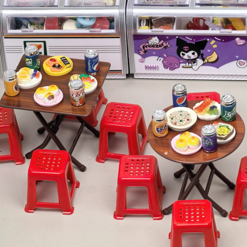 Miniatűr összecsukható asztal és székkészlet babaházhoz, műanyagból, 7–14 éveseknek, fejleszti a kéz-szem koordinációt és a kognitív készségeket