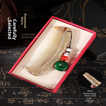 Pieptăn din corn de bivol natural, formă semilună, grosime 5 mm, model bambus, personalizare posibilă