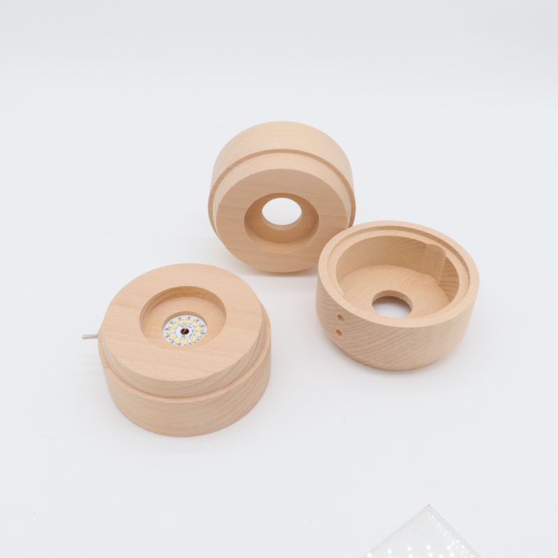 Zeneszerű kristálygömb LED világító forgó alapzattal, bükkfa, Hongxuan