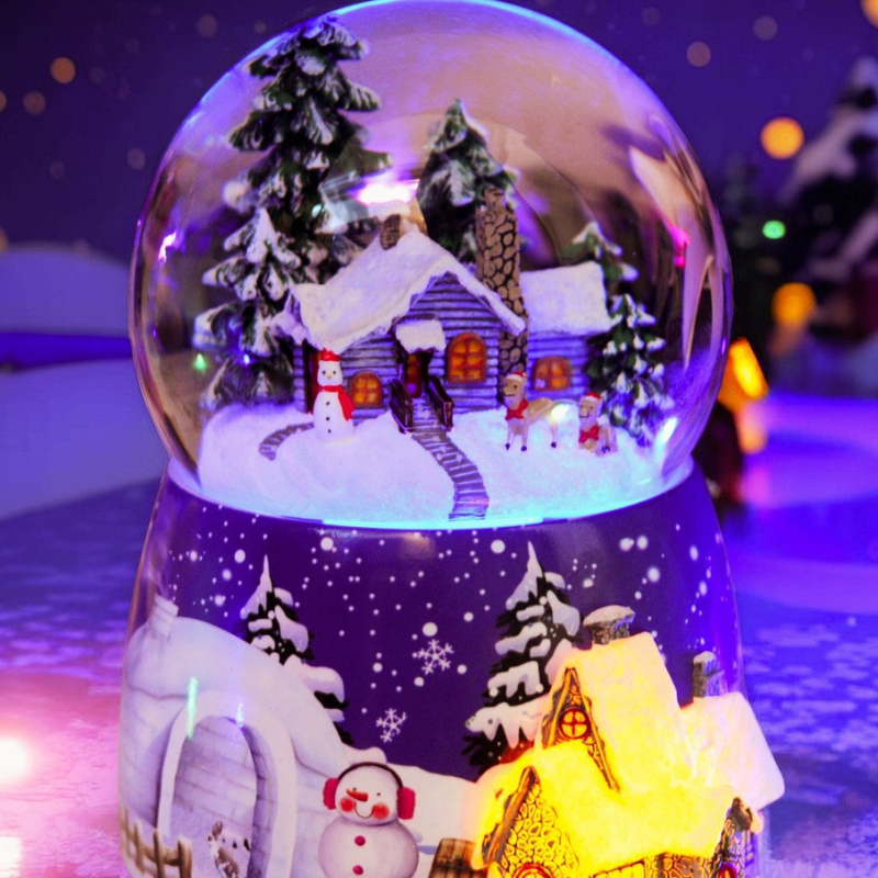 Μουσικό κουτί σε κρυστάλλινη σφαίρα με LED εφέ χιονιού, Bluetooth ηχείο, ρητίνη, βαμμένο, επαναφορτιζόμενο, ιδανικό δώρο