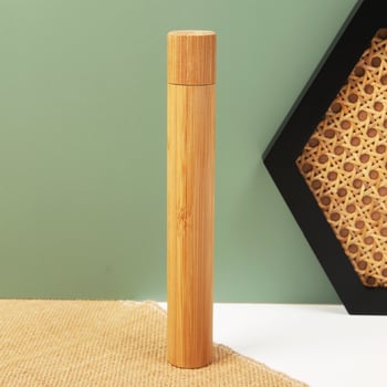 Periuță de dinți din bambus pentru adulți — manuală, cap plat, stil simplu; Material: bambus; Biodegradabil: Da; Imprimare logo disponibilă; Personalizare: Da