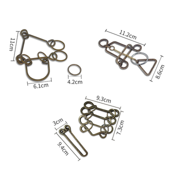 Puzzle cu nouă verigi – Mystery House, din metal; rezolvarea verigilor și a lacătului; antrenament de răbdare; DIY posibil; personalizare disponibilă; pentru 7–14 ani.