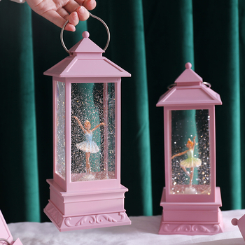 Forgó balerina zenélő doboz, kézzel festett gyanta figura, rajzfilmszerű stílus, injekciós öntéses kivitel, kristálygömb dísz