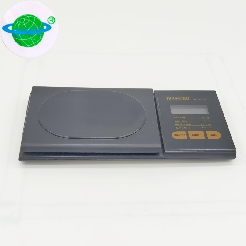 Преносима цифрова везна ZHH-A06, капацитет 500 г, точност 0,1 г, обхват 100–2000 г, захранване DC 3V (AA×2)