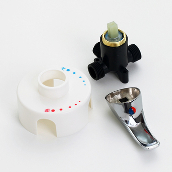 Midea falra szerelt keverőcsap elektromos vízmelegítőhöz, modell BSH-8801, üzemi nyomás 0.75, hideg víz 10, meleg víz 80, kimeneti áramlás 100