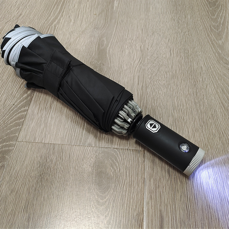 Kišobran s automatskim otvaranjem i zatvaranjem, trodijelni sklop s 10 rebara, aluminijski štap i vlaknaste rebara