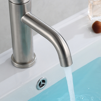 Slavina za umivaonik od 304 nehrđajućeg čelika, miješanje tople i hladne vode, jednoplošna montaža, podizno otvaranje, keramički disk ventil