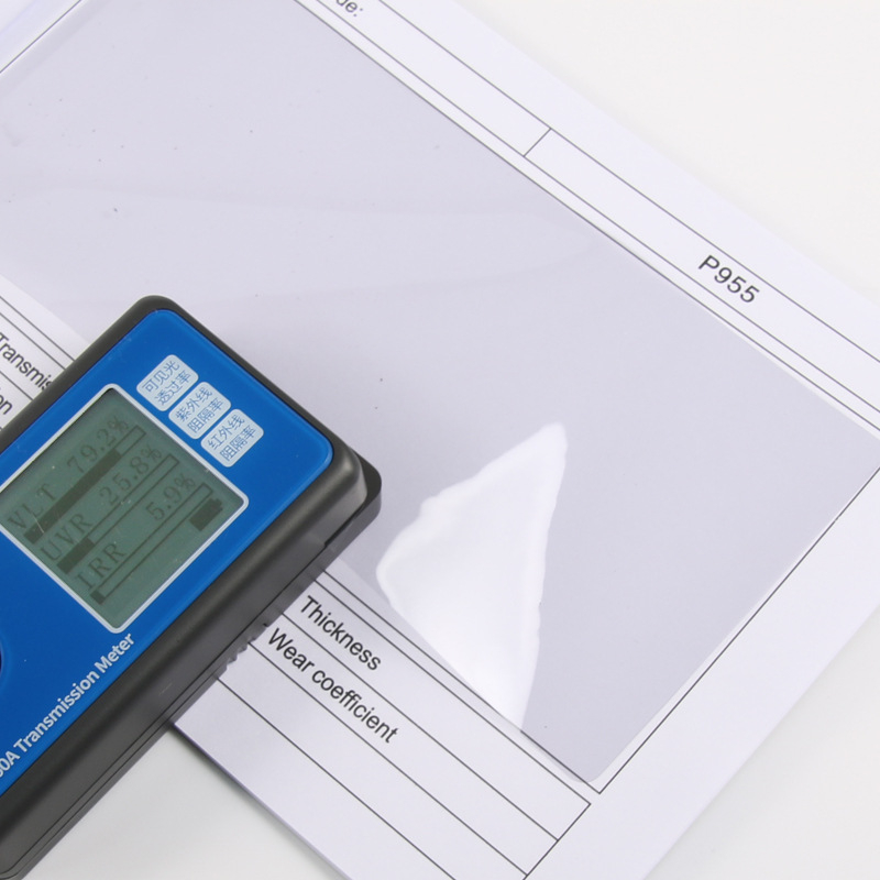 Слънчев филм за автомобилни стъкла – HD яснота, PET 2 mil, 6–75% светлопропускливост, 85–99% термична изолация, 99% UV защита, универсална съвместимост