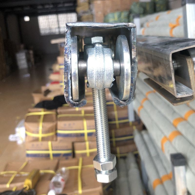 Valjak za klizna vrata, čelik, premaz sprejom, artikl 450, Chaosheng Industry, moderan minimalistički stil