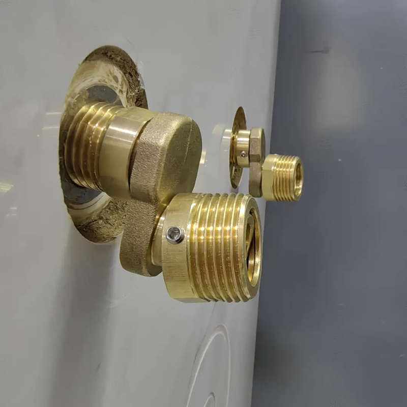 Robinet de duș din cupru, cu unghi excentric reglabil și supapă de amestec cu diametru variabil al curbei, cu cuplaj înclinant