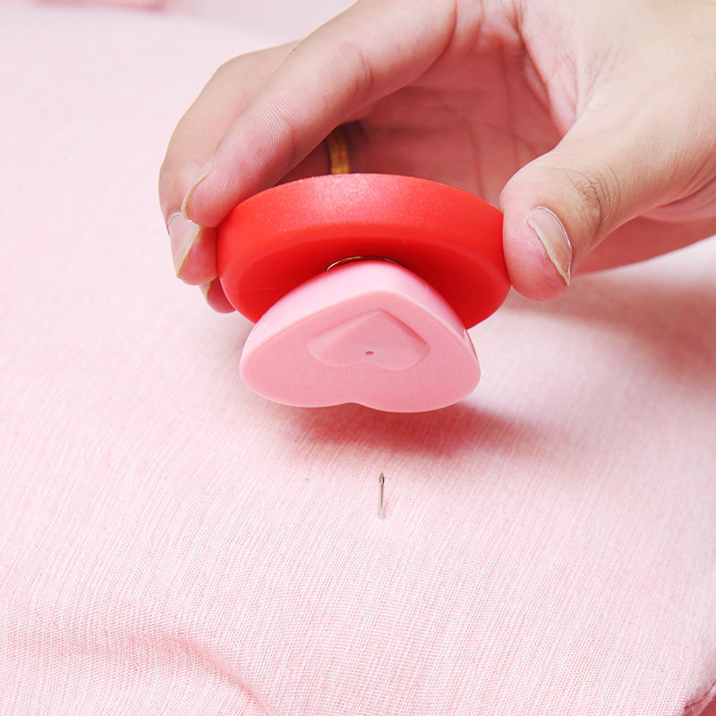 Jedinstveni alat za otvaranje zatvarača pokrivača – plastika, moderni minimalistički stil, magnetski otvarač, samostojeći stalak